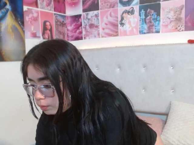 Gemma-Hot's BongaCams show and profile