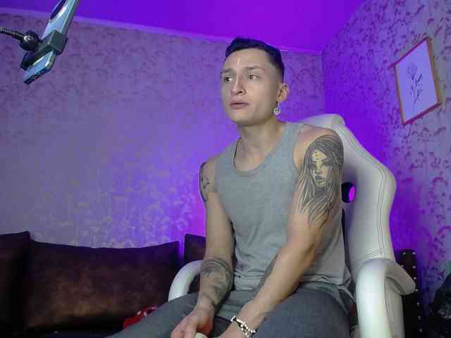 DiegoxJones Live Webcam on BongaCams