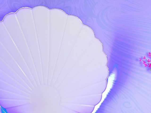 CHLOE's BongaCams show and profile