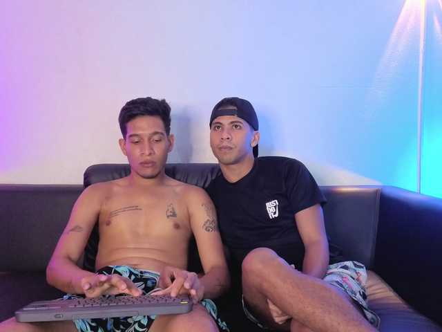 Hot-Swinger-ADS's BongaCams show and profile