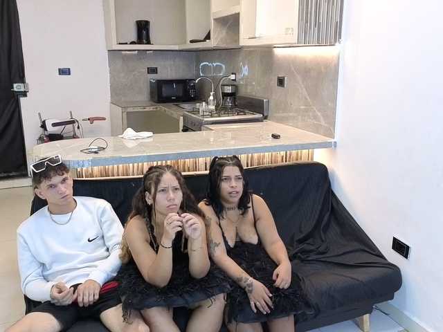 Preview of hot-swinger-ads