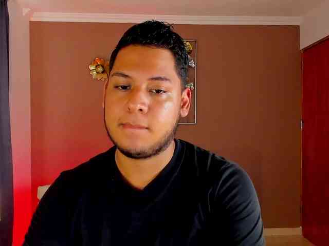 Akon-X2X Live Webcam on BongaCams