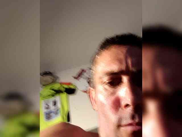 Justin501 Live Webcam on BongaCams