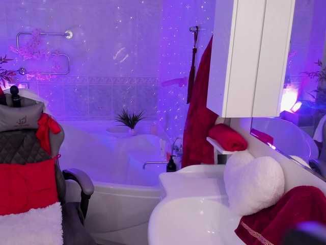 Likakllint's BongaCams show and profile