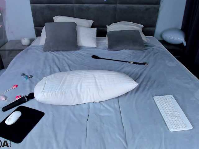 Lustfulsinner's BongaCams show and profile