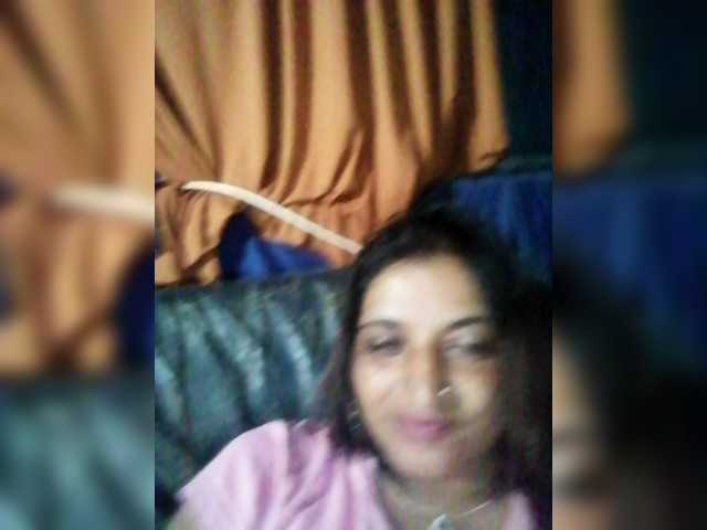 FiestyQueen's BongaCams show and profile