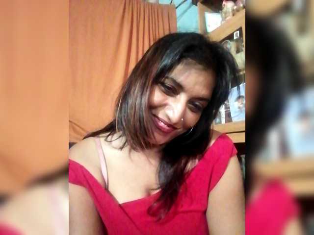 FiestyQueen's BongaCams show and profile