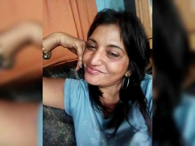 FiestyQueen's BongaCams show and profile