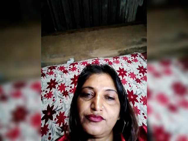 FiestyQueen's BongaCams show and profile