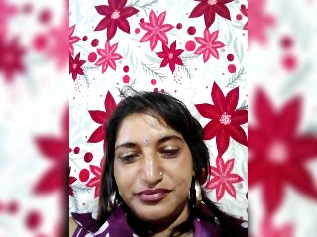 FiestyQueen's BongaCams show and profile