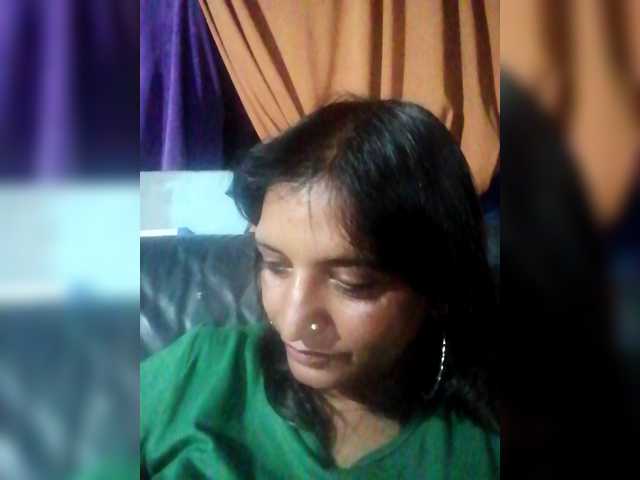 FiestyQueen's BongaCams show and profile