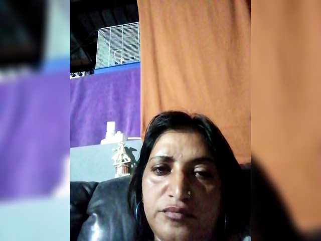 FiestyQueen's BongaCams show and profile