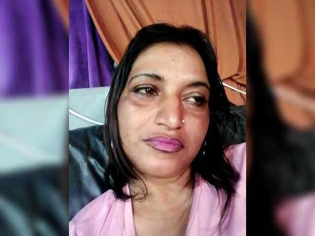 FiestyQueen's BongaCams show and profile