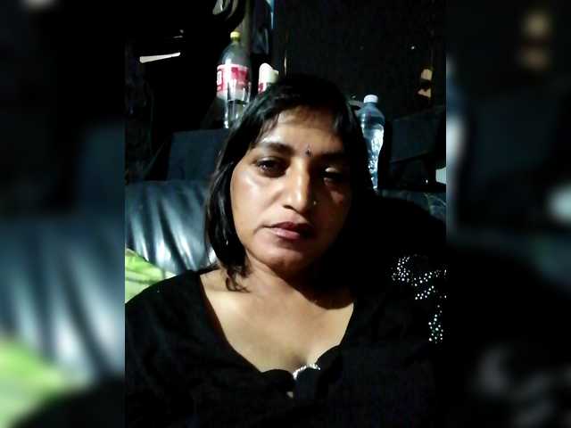 FiestyQueen's BongaCams show and profile