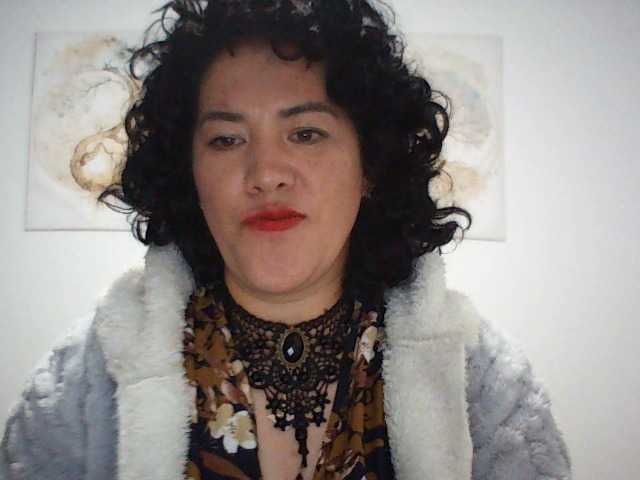 charllote Live Cam on BongaCams