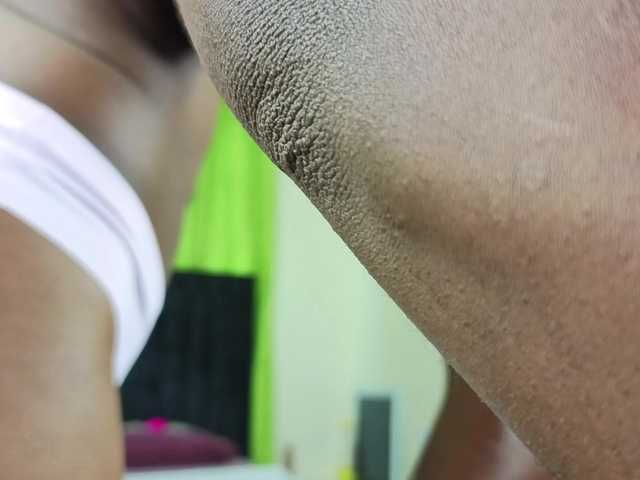 Chocolate-Goddess webcam