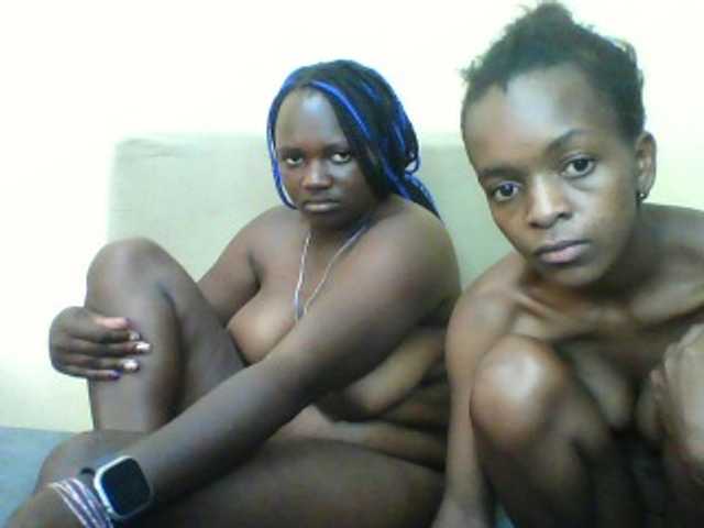 Black-ebonies webcam
