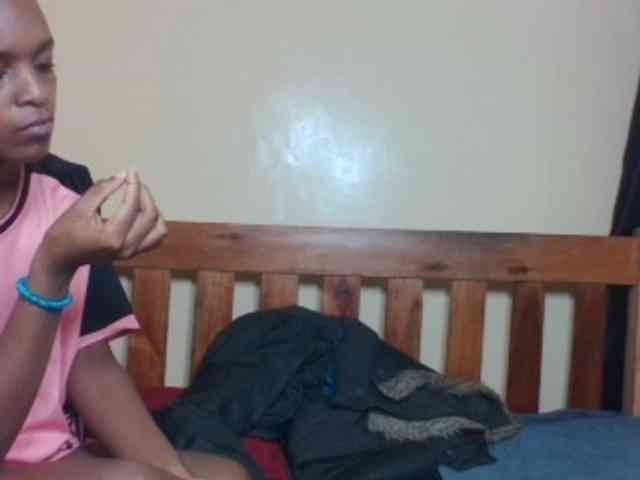 Black-ebonies webcam