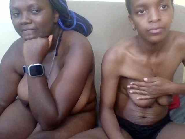 Black-ebonies webcam