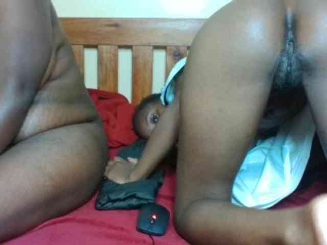 Black-ebonies webcam