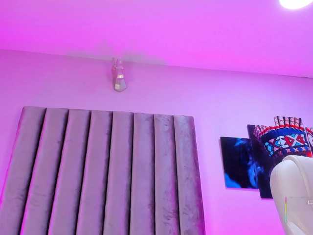 Gabriela-Suarez-1's BongaCams show and profile