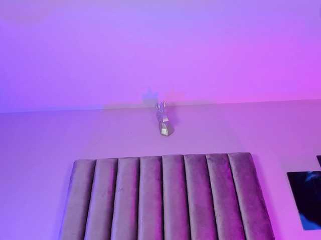 Gabriela-Suarez-1's BongaCams show and profile