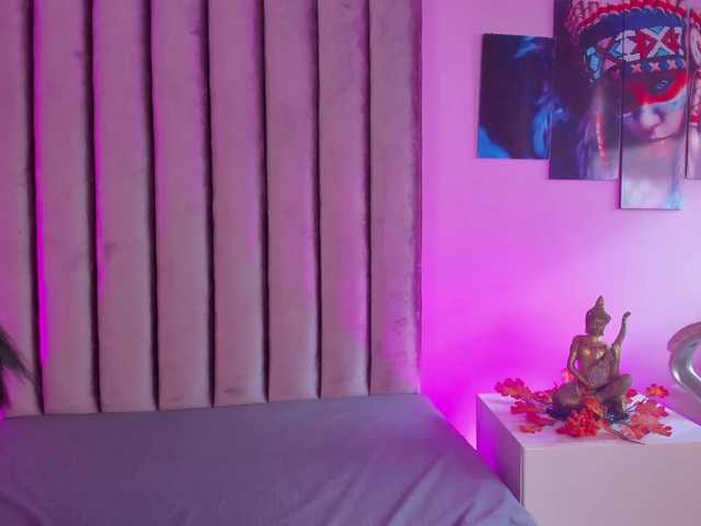 Gabriela-Suarez-1's BongaCams show and profile