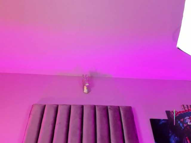 Gabriela-Suarez-1's BongaCams show and profile