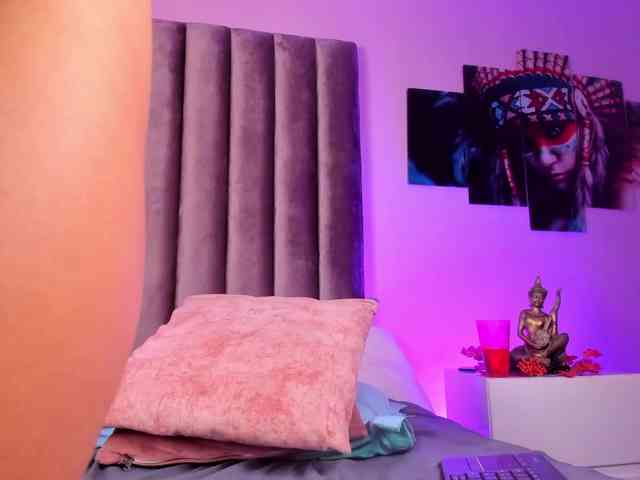 Gabriela-Suarez-1 webcam