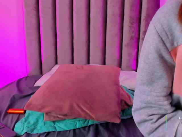 Gabriela-Suarez-1 webcam