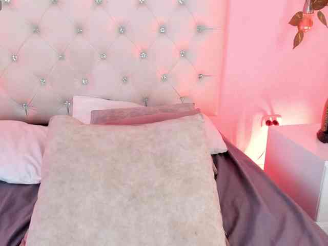 Gabriela-Suarez-1 webcam