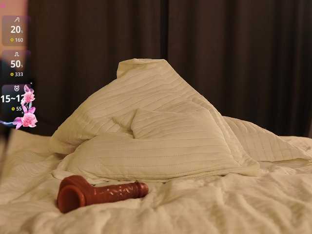 MissKristel's BongaCams show and profile