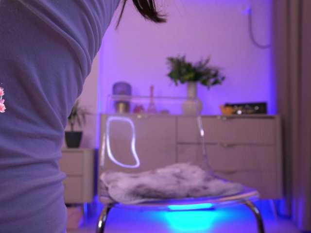 lildiaa's BongaCams show and profile