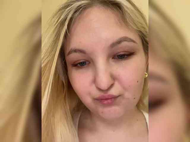 SweetRaffaella webcam