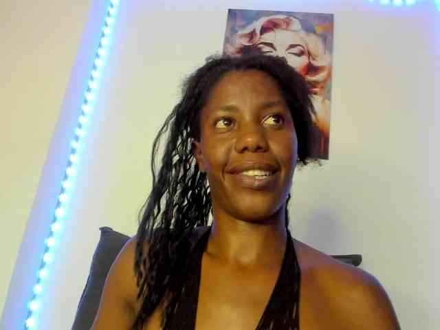 Tina-houston Live Webcam on BongaCams