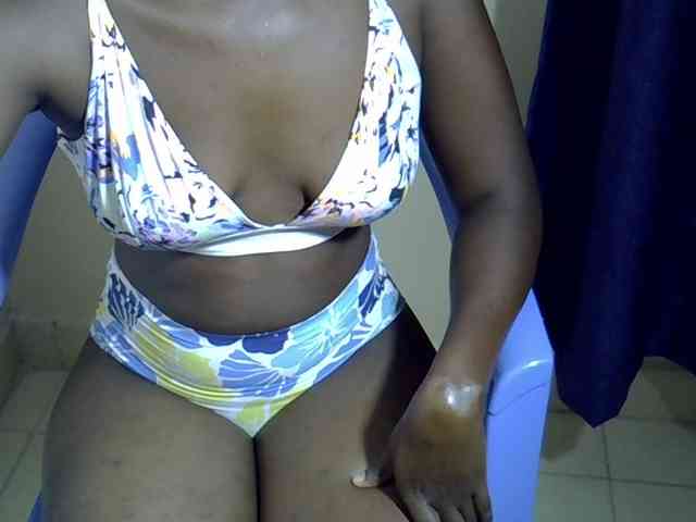 Nyangisexy1