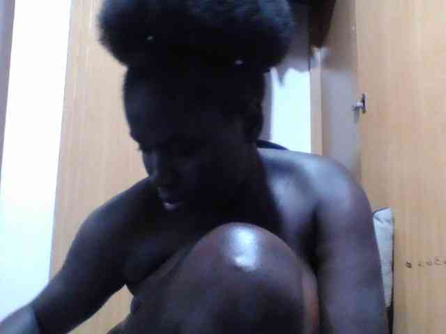 Melaningirl Live Webcam on BongaCams