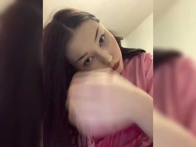 Juliasa3939's BongaCams show and profile