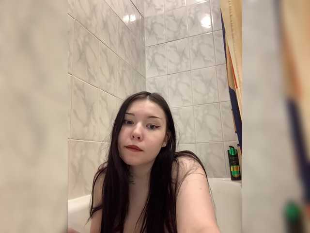 Juliasa3939's BongaCams show and profile