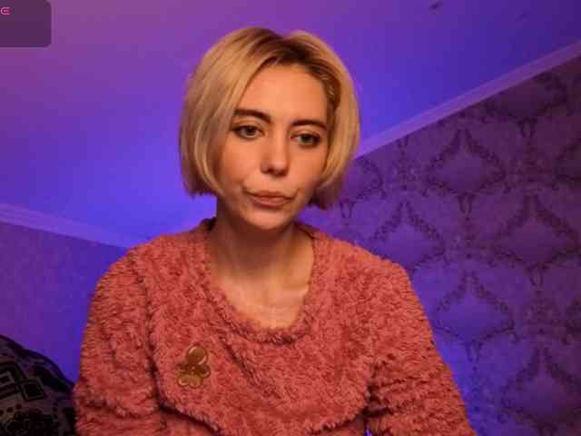 BlondIce Live Webcam on BongaCams