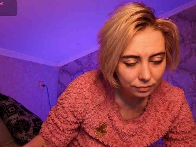 BlondIce webcam