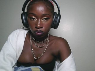 Boughie-birdy Porn Show