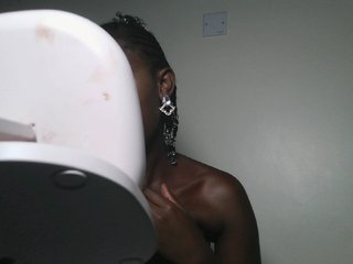 Boughie-birdy Porn Show