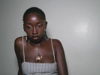 Boughie-birdy Porn Show