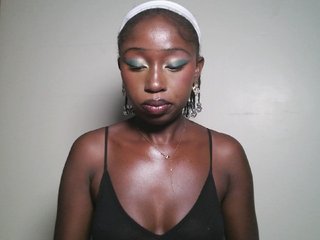 Boughie-birdy Porn Show