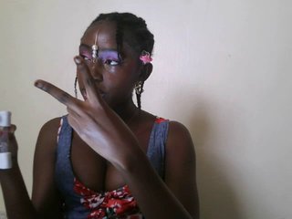 Boughie-birdy Porn Show