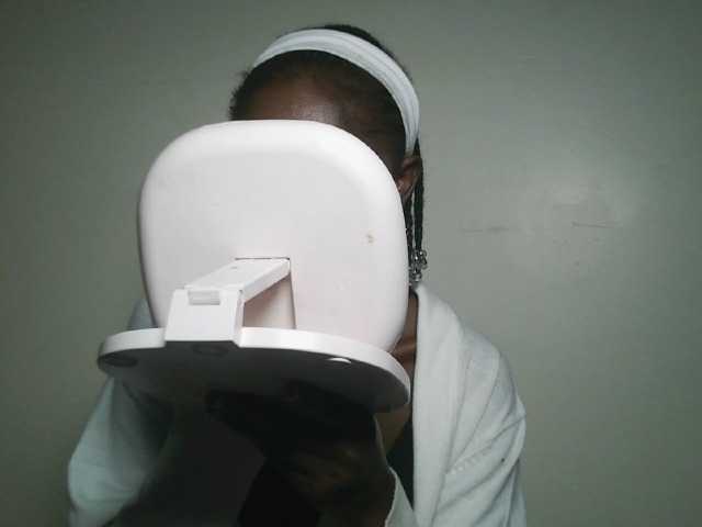 Sexxytrinityy's BongaCams show and profile