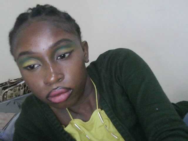 Boughie-birdy webcam