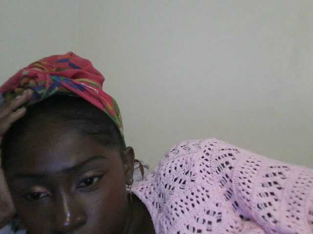 Sexxytrinityy's BongaCams show and profile