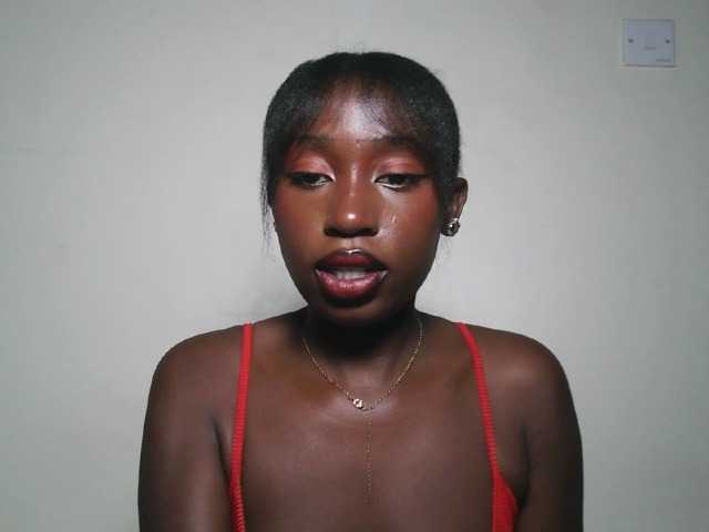 Sexxytrinityy's BongaCams show and profile